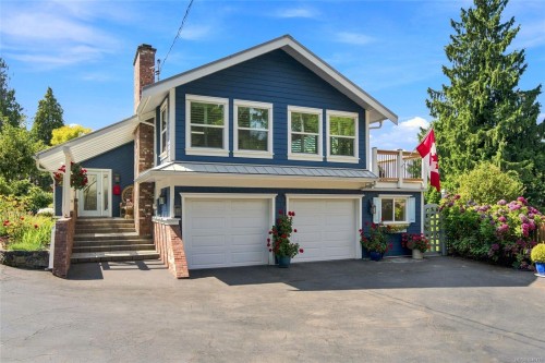 549 Memorial Ave, Qualicum Beach, BC 