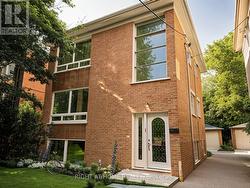 2 - 538 MERTON STREET Toronto, ON M4S 1B3