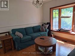 17 GWENDOLEN AVENUE  Toronto, ON M2N 1A1