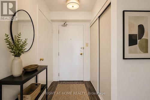 VIRTUAL - 912 - 4 Park Vista Drive, Toronto, ON - Indoor Photo Showing Other Room