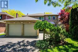 1360 OLD ENGLISH LANE Oakville, ON L6M 2P8