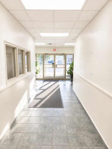 Hall d'entrée/Vestibule - 103-4707 Boul. Des Laurentides, Laval (Auteuil), QC - Indoor Photo Showing Other Room