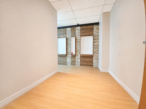 Réception - 103-4707 Boul. Des Laurentides, Laval (Auteuil), QC - Indoor Photo Showing Other Room