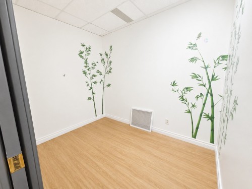 Bureau - 103-4707 Boul. Des Laurentides, Laval (Auteuil), QC - Indoor Photo Showing Other Room