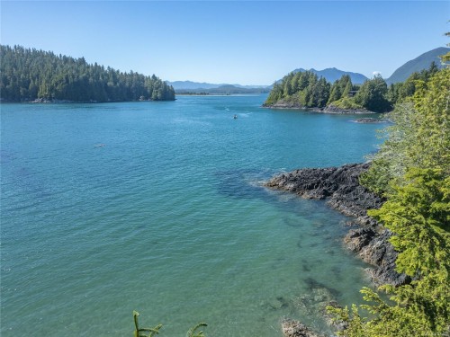 261 Cedar St, Tofino, BC 