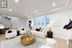29 ROSITA CRESCENT Toronto, ON M1L 1X7