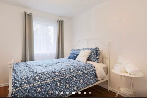 Chambre à coucher - 1485 Rue De L'Everest, Montréal (Saint-Laurent), QC - Indoor Photo Showing Bedroom