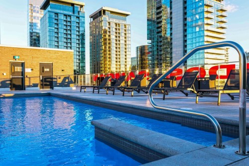 Pool - 1703-1211 Rue Drummond, Montréal (Ville-Marie), QC - Outdoor With In Ground Pool