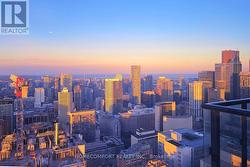 4703 - 488 UNIVERSITY AVENUE  Toronto, ON M5G 0C1