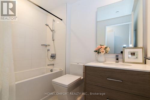 4703 - 488 University Avenue, Toronto, ON - Indoor Photo Showing Bathroom