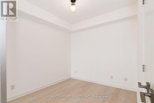 4703 - 488 University Avenue, Toronto, ON - Indoor Photo Showing Other Room