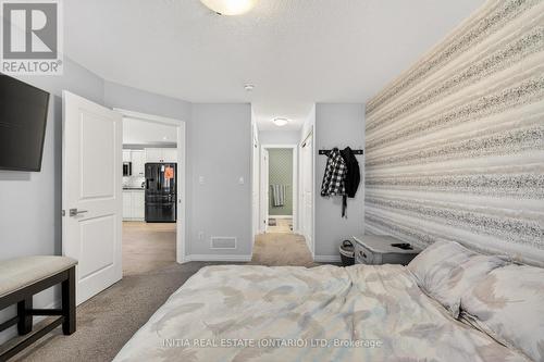 7 Cortland Terrace, St. Thomas, ON - Indoor Photo Showing Bedroom