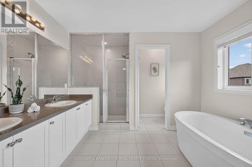 1048 Barton Way, Innisfil, ON - Indoor Photo Showing Bathroom