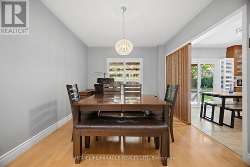 6089 Carradine Court, Mississauga, ON - Indoor Photo Showing Dining Room