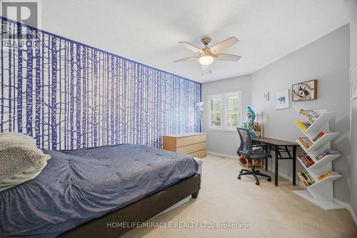 6089 Carradine Court, Mississauga, ON - Indoor Photo Showing Bedroom