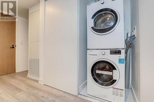 431 - 8 Tippet Road, Toronto, ON - Indoor Photo Showing Laundry Room
