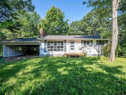 1587 Annette Street Coldbrook, NS B4R 1A7