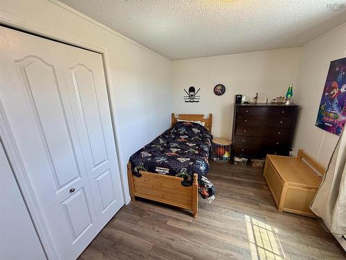 14 South Hill Drive, West River, NS 