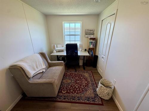14 South Hill Drive, West River, NS 