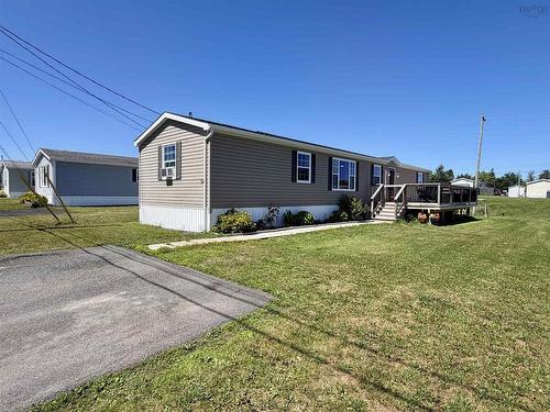 14 South Hill Drive, West River, NS 