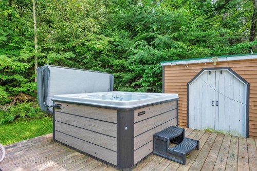 Cour - 12571 Ch. Du Lac-Labelle, Labelle, QC - Outdoor With Deck Patio Veranda With Exterior