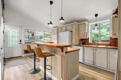 Cuisine - 12571 Ch. Du Lac-Labelle, Labelle, QC - Indoor Photo Showing Kitchen