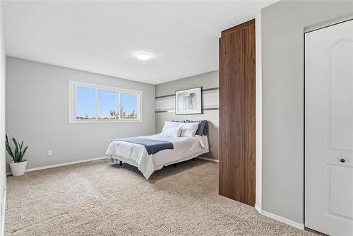 162 Audette Dr, Winnipeg, MB - Indoor Photo Showing Bedroom