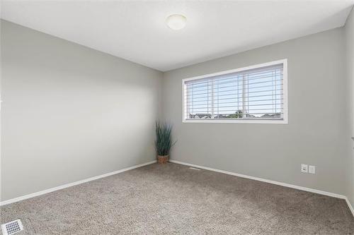 162 Audette Dr, Winnipeg, MB - Indoor Photo Showing Other Room