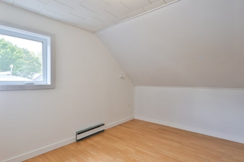 Chambre à coucher - 151 12E Rue O., East Broughton, QC - Indoor Photo Showing Other Room