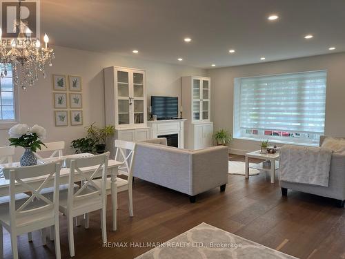 6089 Starfield Crescent, Mississauga, ON - Indoor With Fireplace
