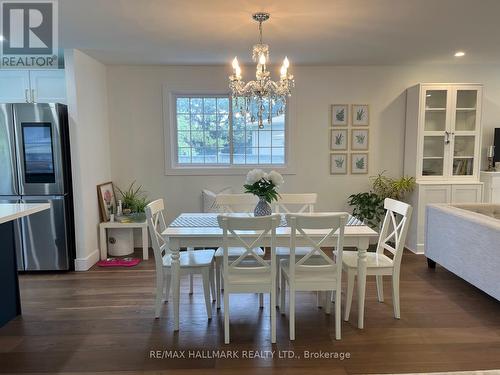 6089 Starfield Crescent, Mississauga, ON - Indoor Photo Showing Dining Room