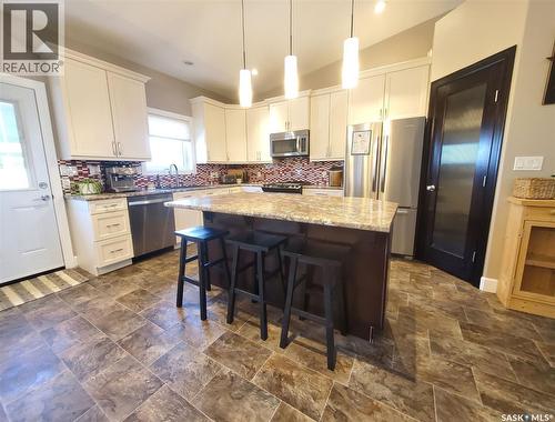 231 Westview Drive, Swift Current Rm No. 137, SK - Indoor Photo Showing Kitchen With Upgraded Kitchen