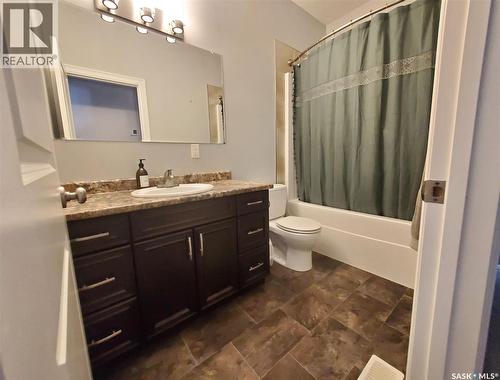 231 Westview Drive, Swift Current Rm No. 137, SK - Indoor Photo Showing Bathroom