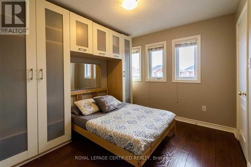33 Winners Circle E, Brampton, ON - Indoor Photo Showing Bedroom