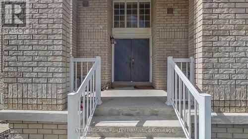 2 Dolce Crescent, Vaughan, ON - Outdoor