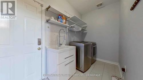 2 Dolce Crescent, Vaughan, ON - Indoor Photo Showing Laundry Room