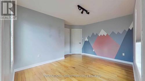 2 Dolce Crescent, Vaughan, ON - Indoor Photo Showing Other Room