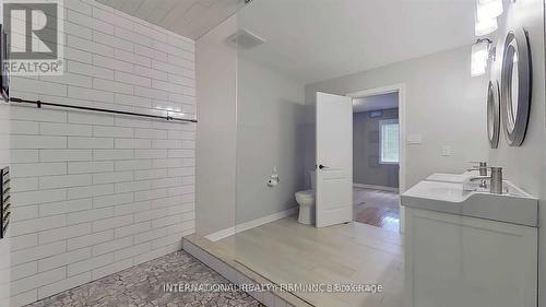2 Dolce Crescent, Vaughan, ON - Indoor