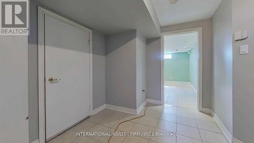 2 Dolce Crescent, Vaughan, ON - Indoor Photo Showing Other Room