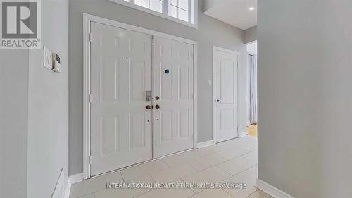2 Dolce Crescent, Vaughan, ON - Indoor Photo Showing Other Room