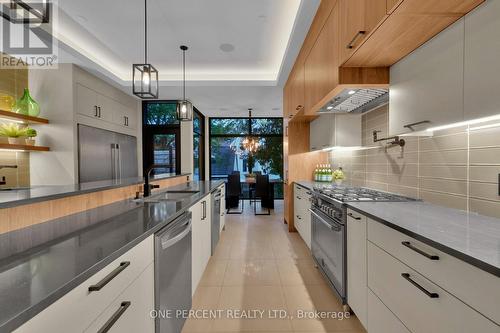 41 Second Avenue, Ottawa, ON - Indoor Photo Showing Kitchen With Upgraded Kitchen