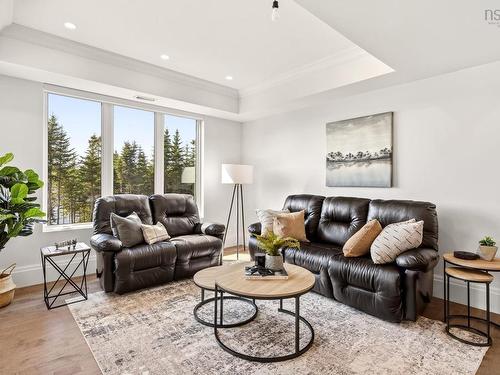 425 Powers Road, Whites Lake, NS - Indoor Photo Showing Living Room