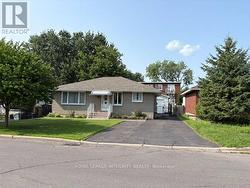 393 SPARTAN AVENUE W  Ottawa, ON K1K 1J6