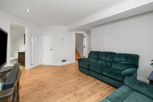 Salle familiale - 13 Rue Des Cyprès, Saint-Philippe, QC - Indoor Photo Showing Living Room