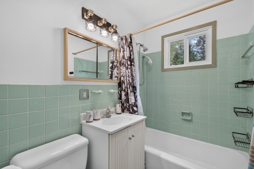 Salle de bains - 819 Ch. Du Lac-Macaza, La Macaza, QC - Indoor Photo Showing Bathroom
