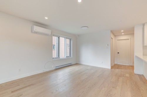 Dining Room - 3311 Rue Mistral, Brossard, QC - Indoor Photo Showing Other Room