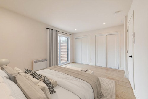Master Bedroom - 3311 Rue Mistral, Brossard, QC - Indoor Photo Showing Bedroom