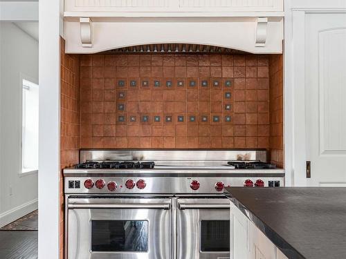 5954 Mcculloch Court, Halifax, NS - Indoor Photo Showing Kitchen