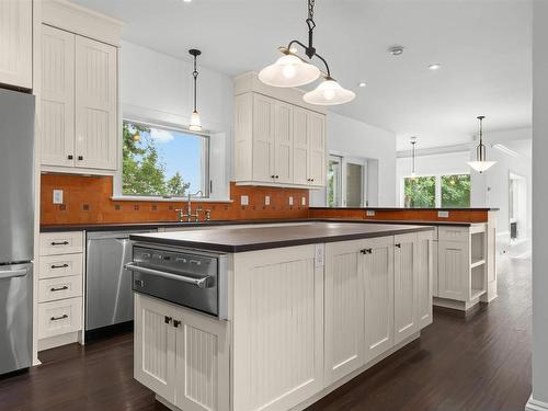 5954 Mcculloch Court, Halifax, NS - Indoor Photo Showing Kitchen