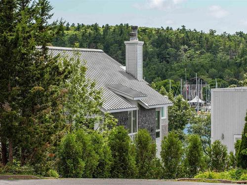 5954 Mcculloch Court, Halifax, NS - Outdoor